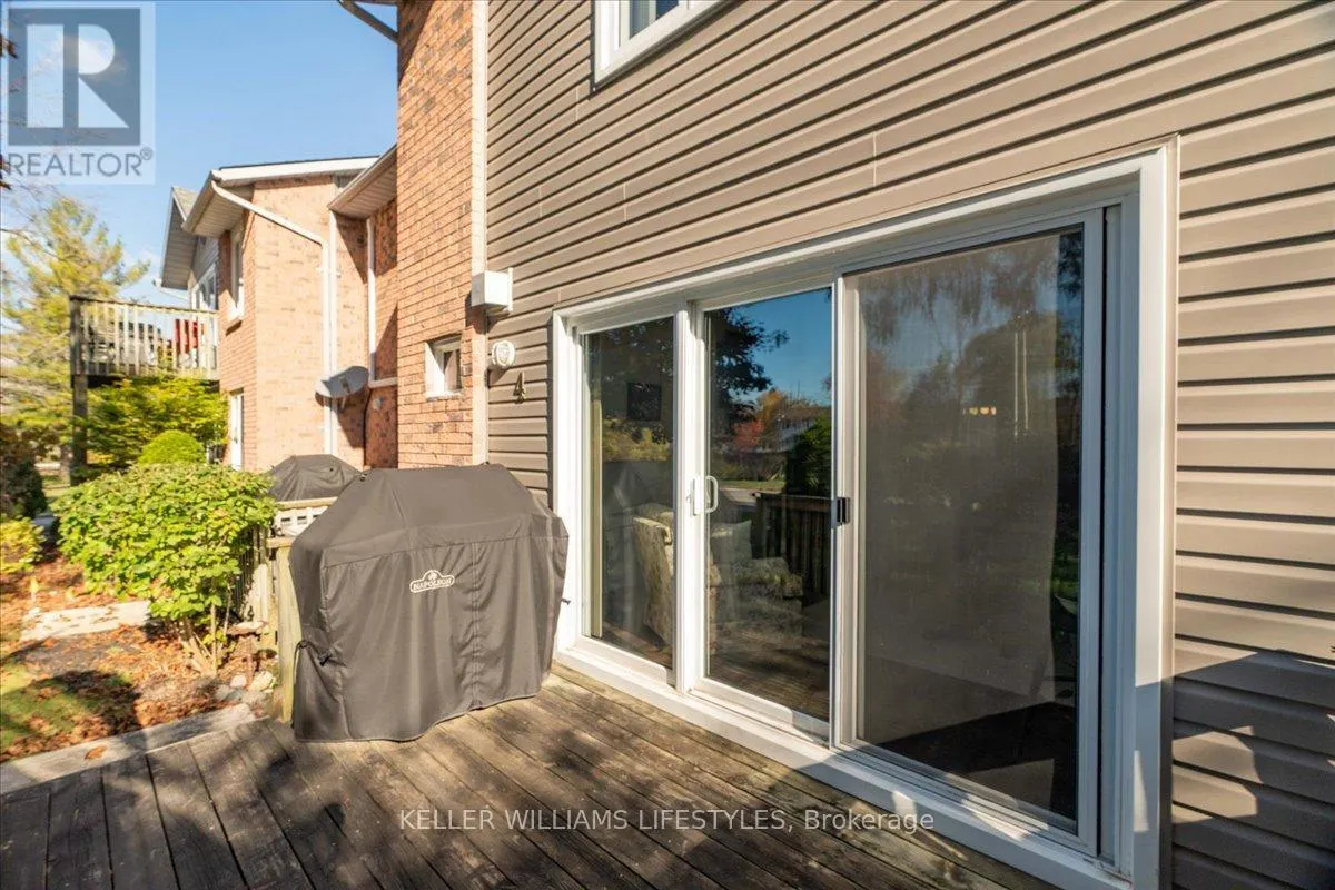 4 - 18 SAUBLE RIVER ROAD, #4