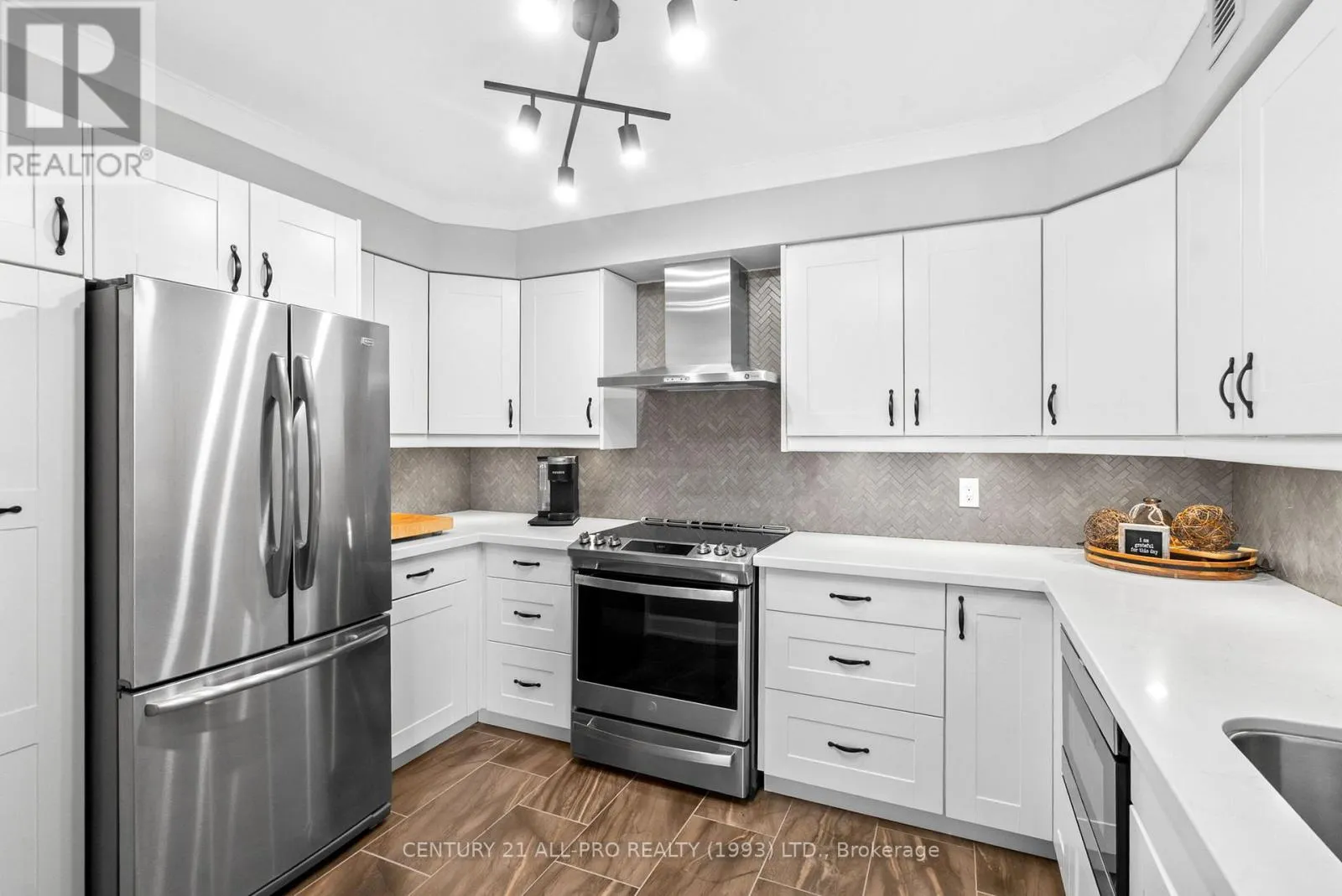 3C - 130 QUEEN STREET, #3C