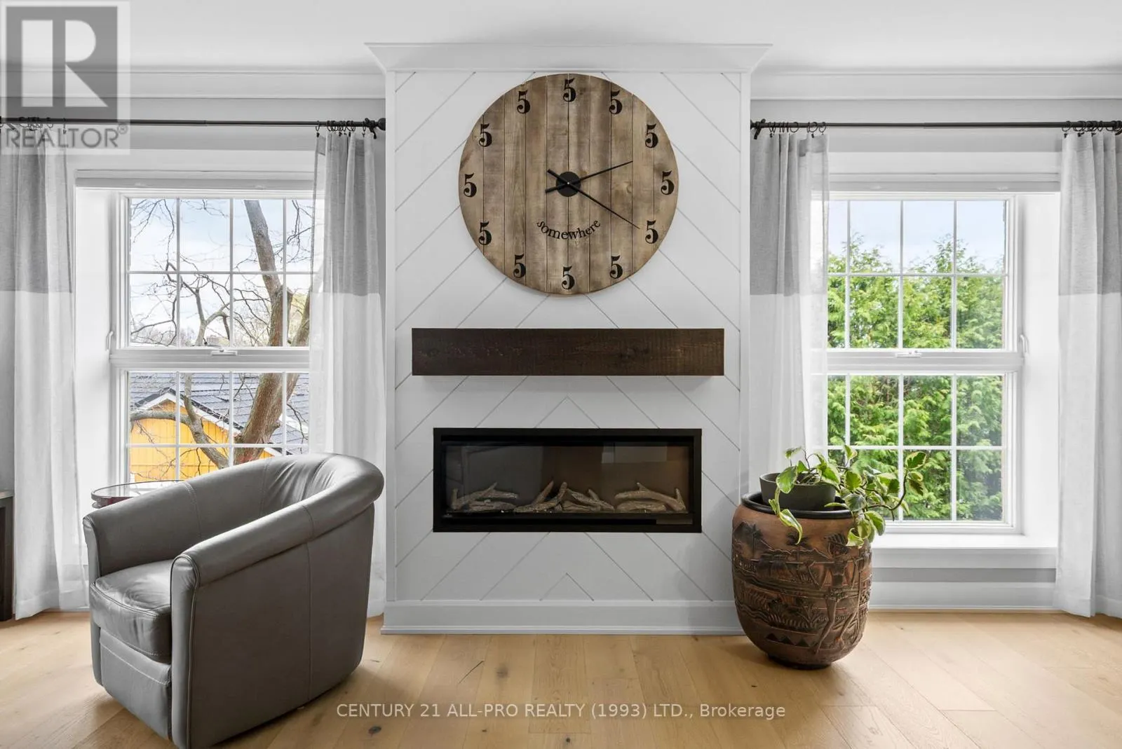 3C - 130 QUEEN STREET, #3C