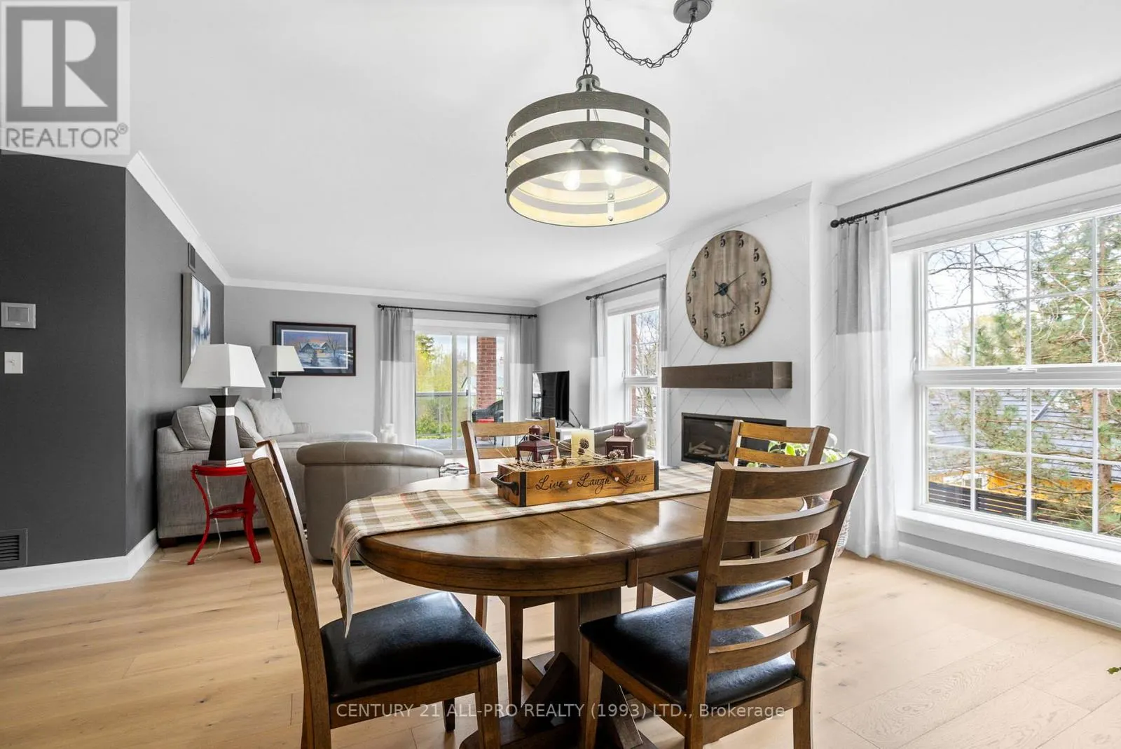 3C - 130 QUEEN STREET, #3C