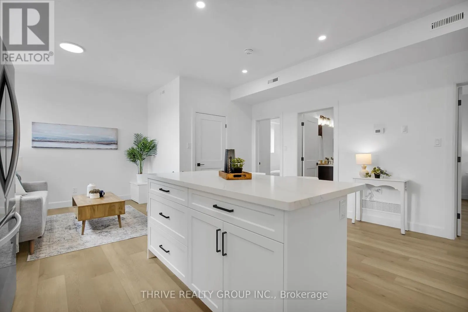 6 - 74 CHURCH STREET, #6