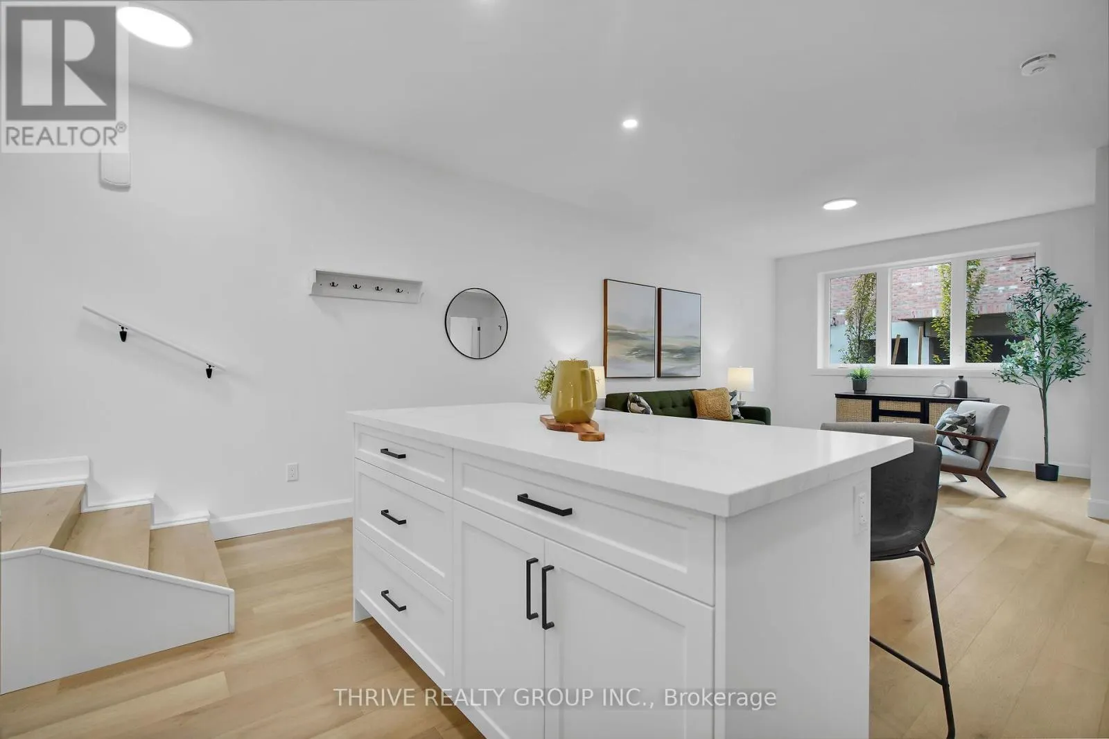 7 - 74 CHURCH STREET, #7