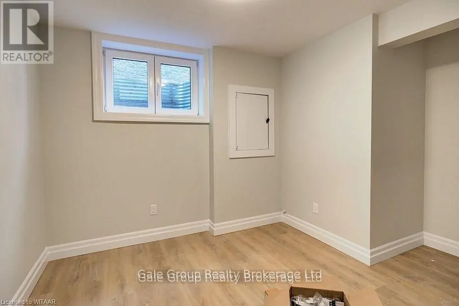 BASEMENT APARTMENT - 246 MUNNOCH BOULEVARD