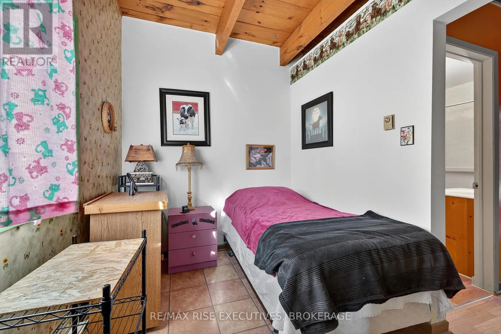 3185 THOUSAND ACRE ROAD