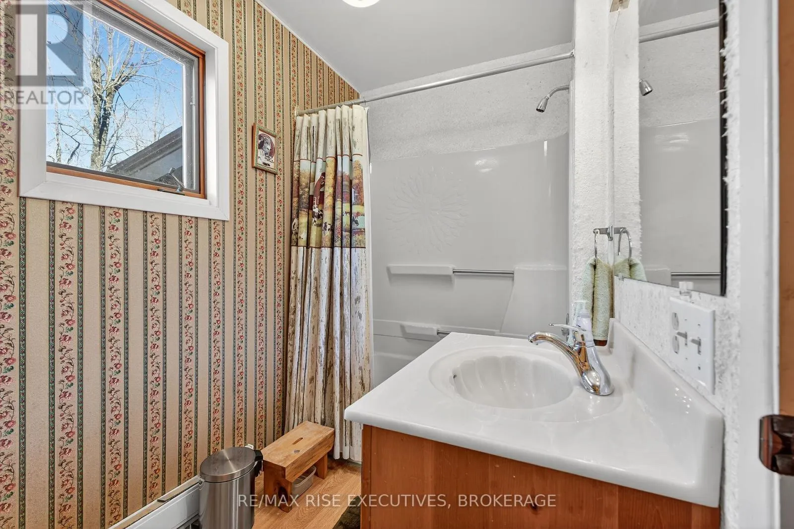 3185 THOUSAND ACRE ROAD