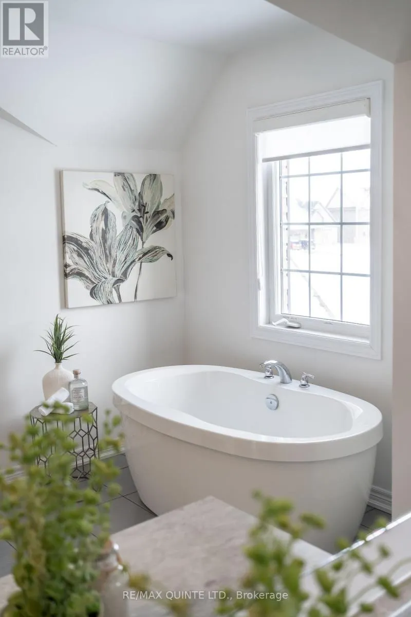 61 SUMMER BREEZE DRIVE