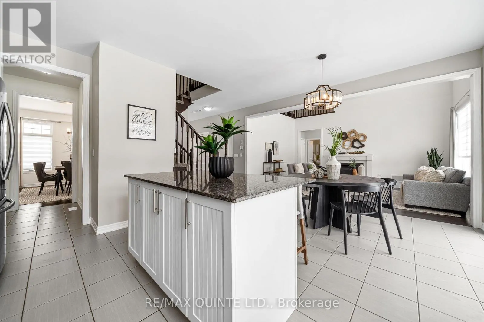 61 SUMMER BREEZE DRIVE