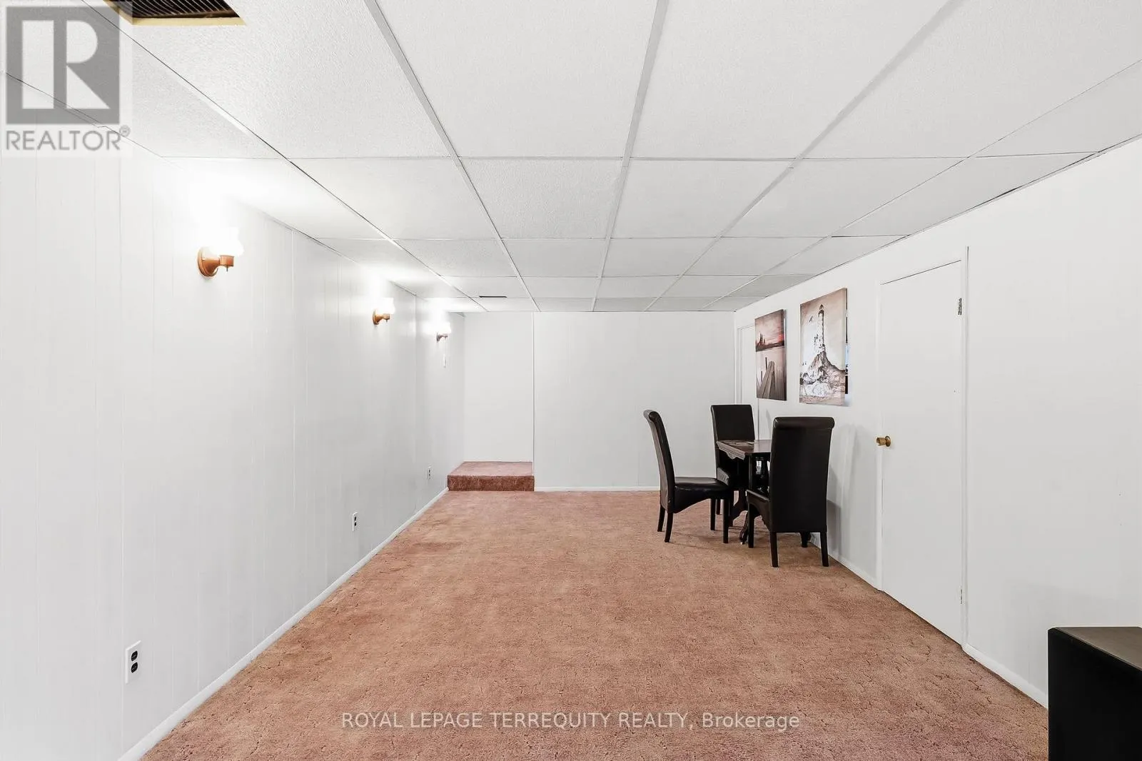 652 SPRAGGE CRESCENT