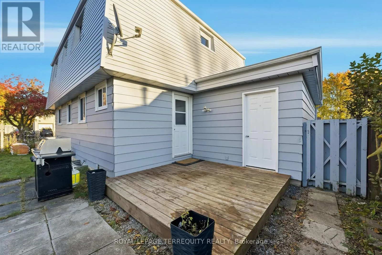 652 SPRAGGE CRESCENT