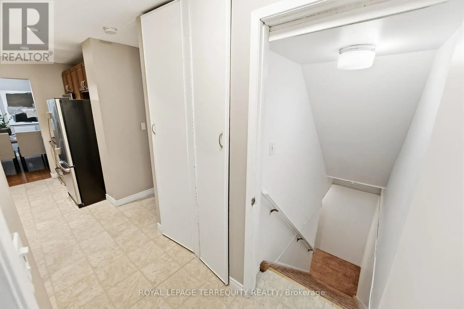 652 SPRAGGE CRESCENT