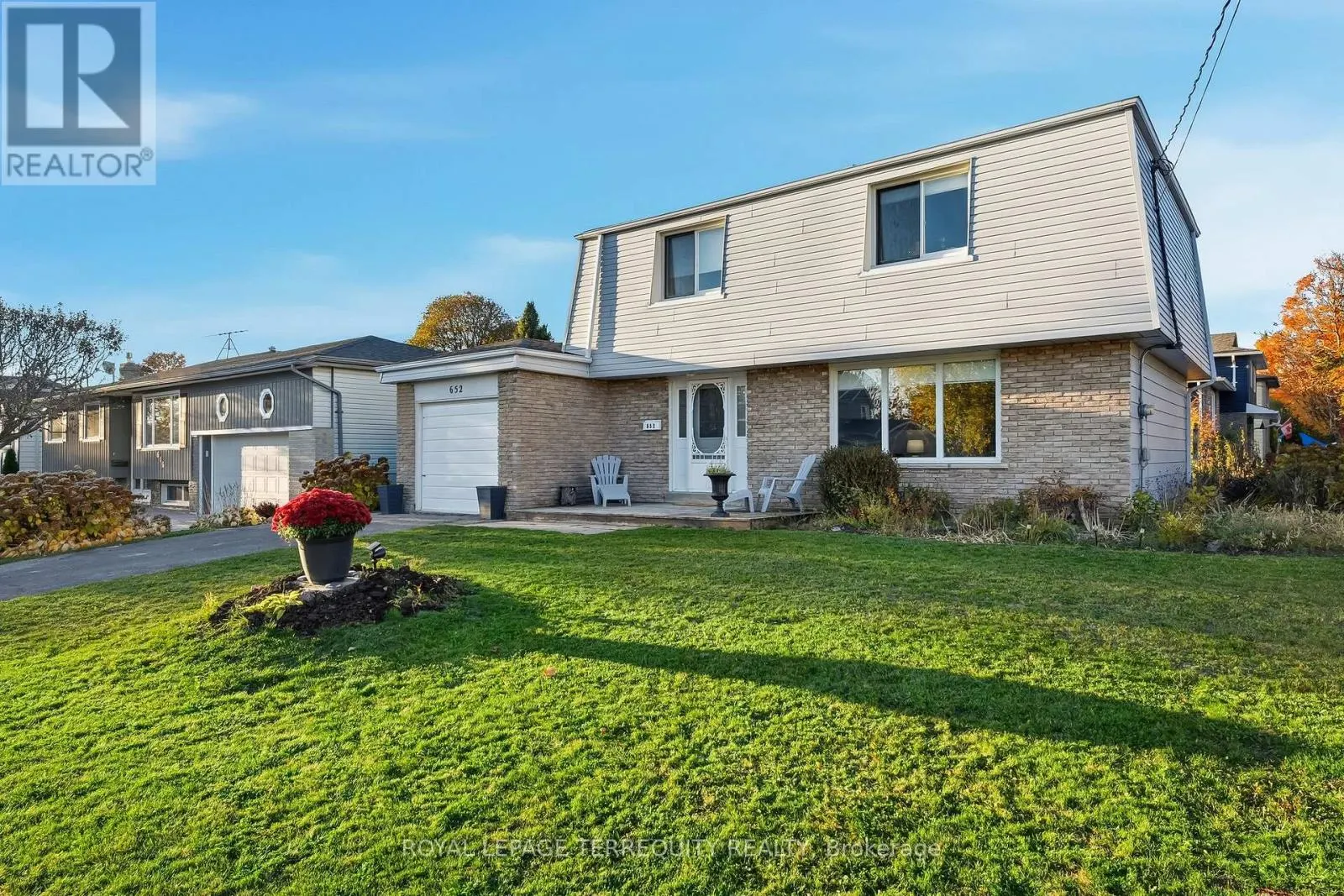 652 SPRAGGE CRESCENT