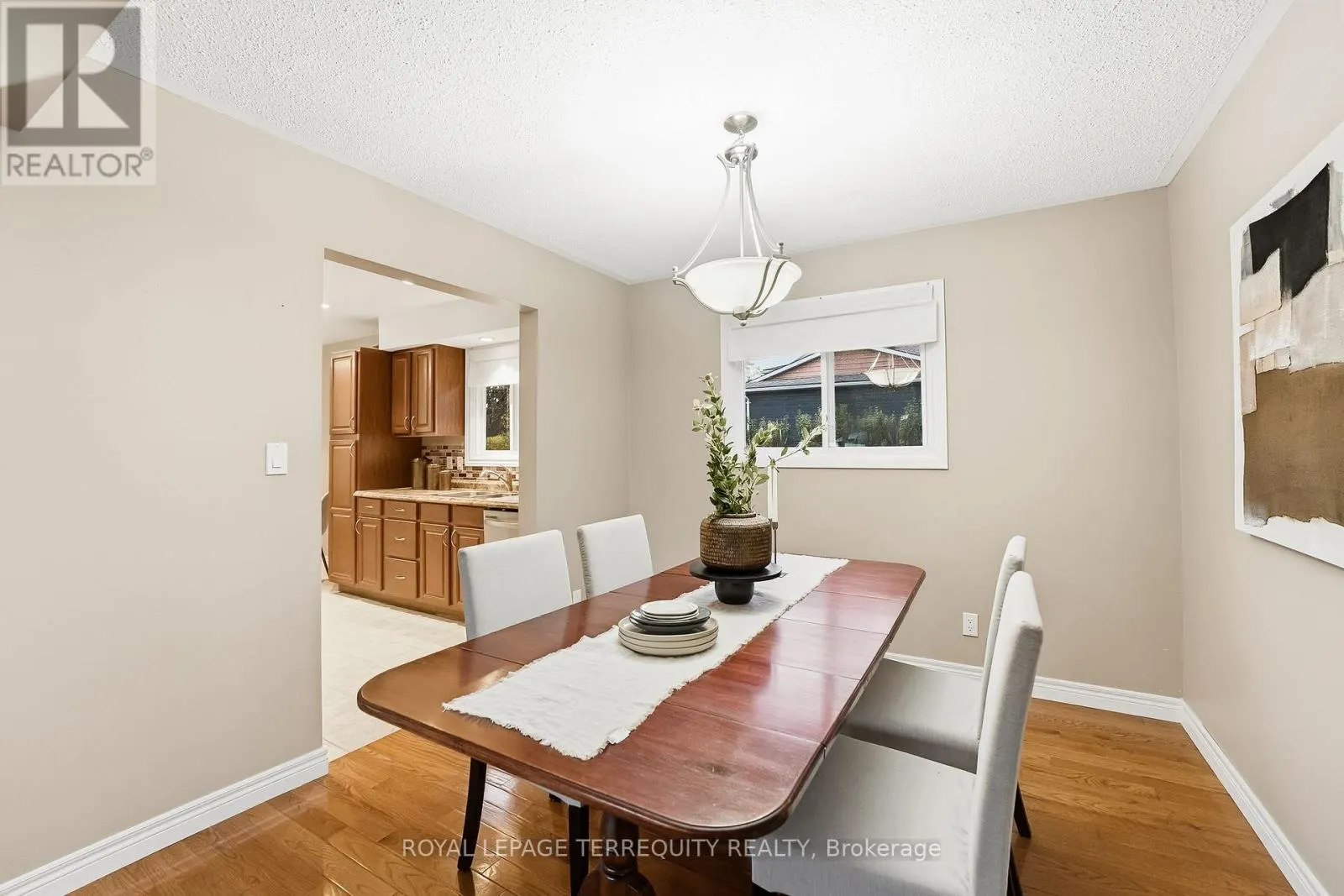 652 SPRAGGE CRESCENT