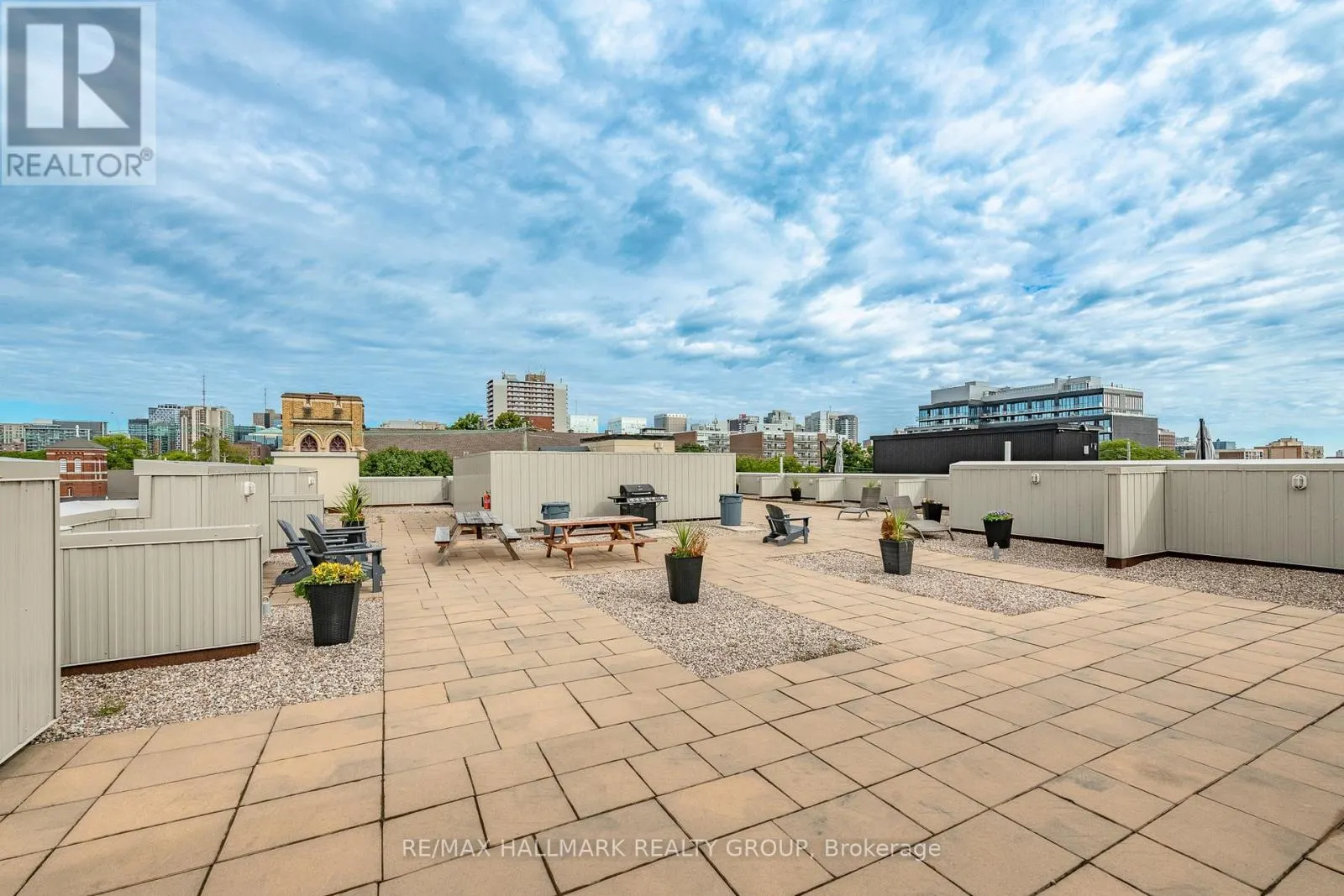 103 - 429 KENT STREET