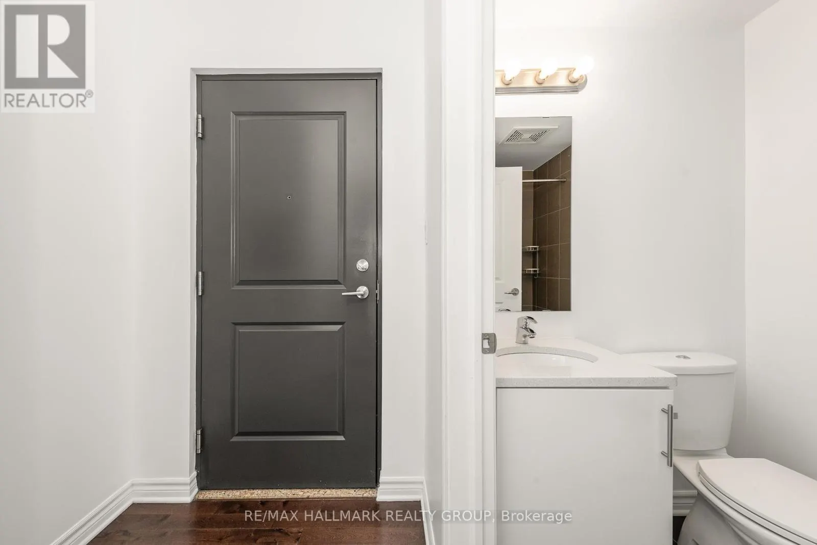 103 - 429 KENT STREET