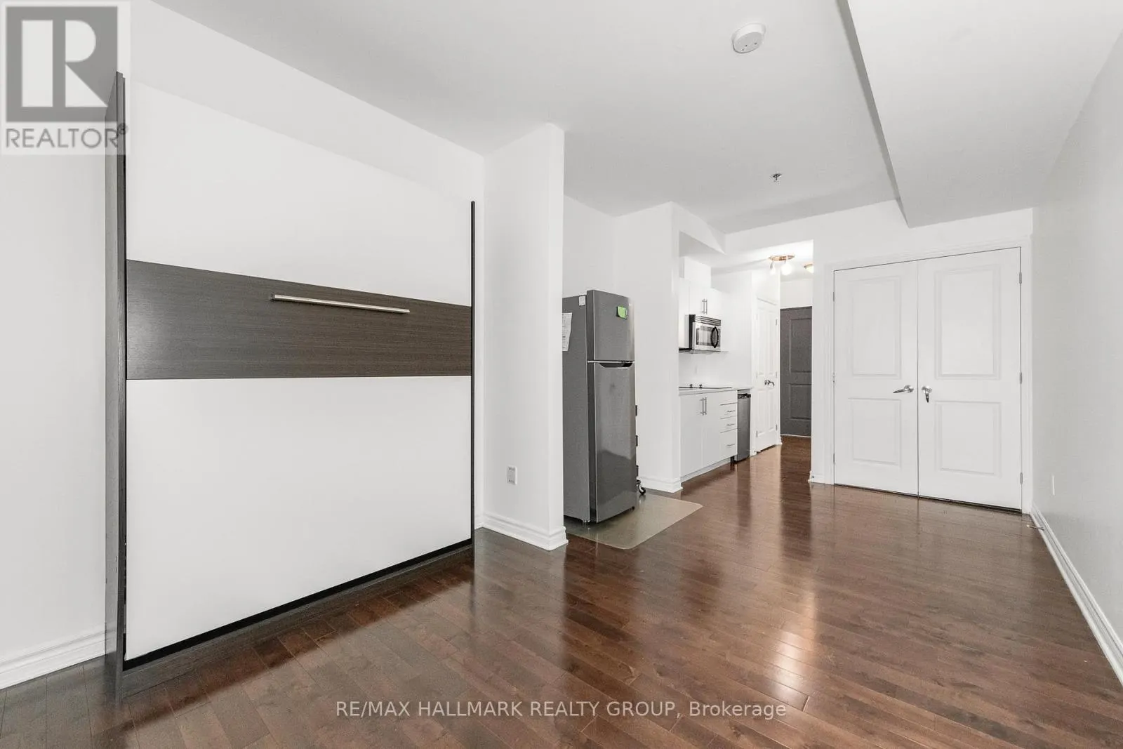 103 - 429 KENT STREET