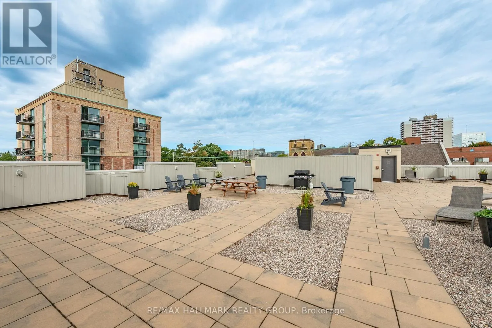 103 - 429 KENT STREET