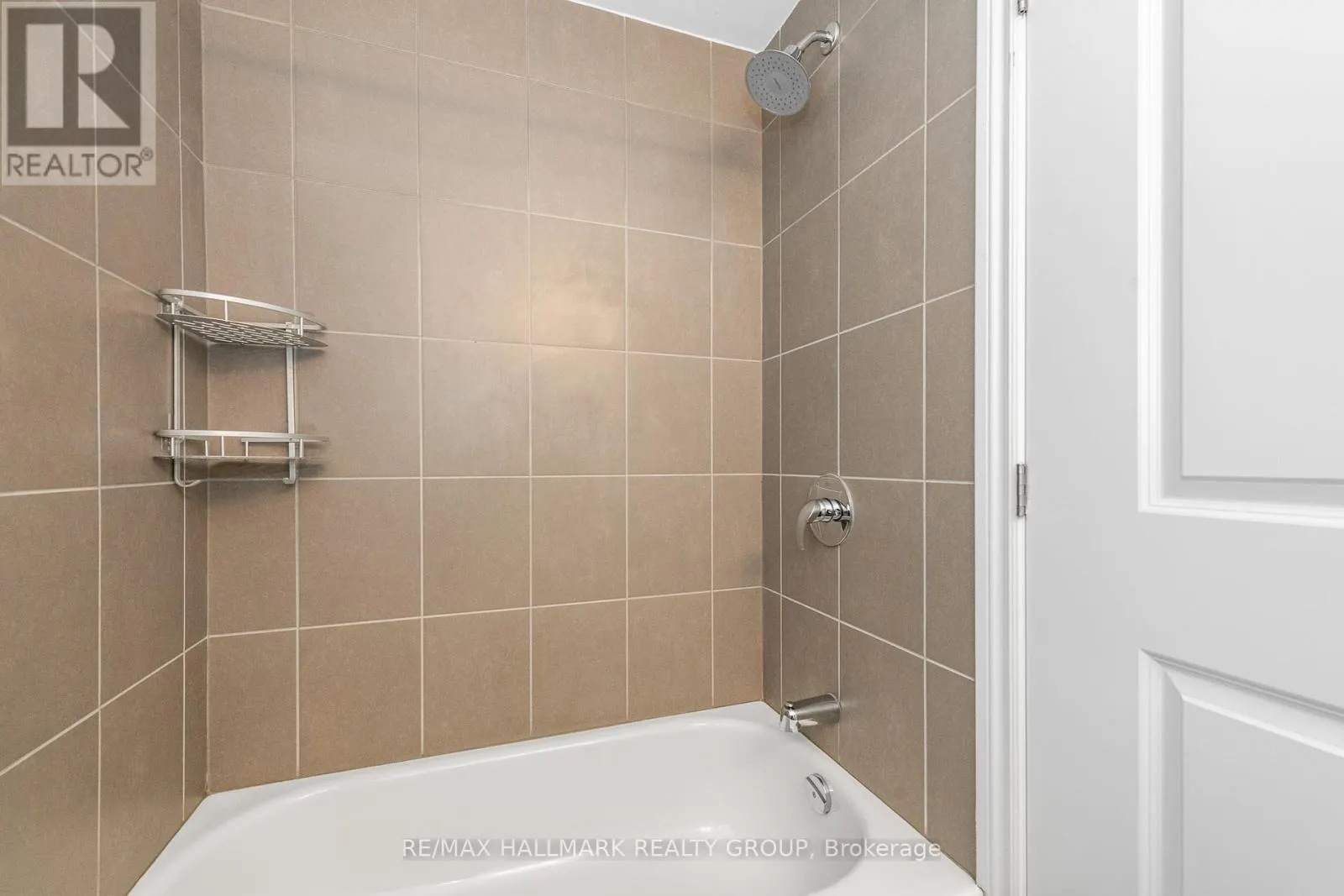 103 - 429 KENT STREET