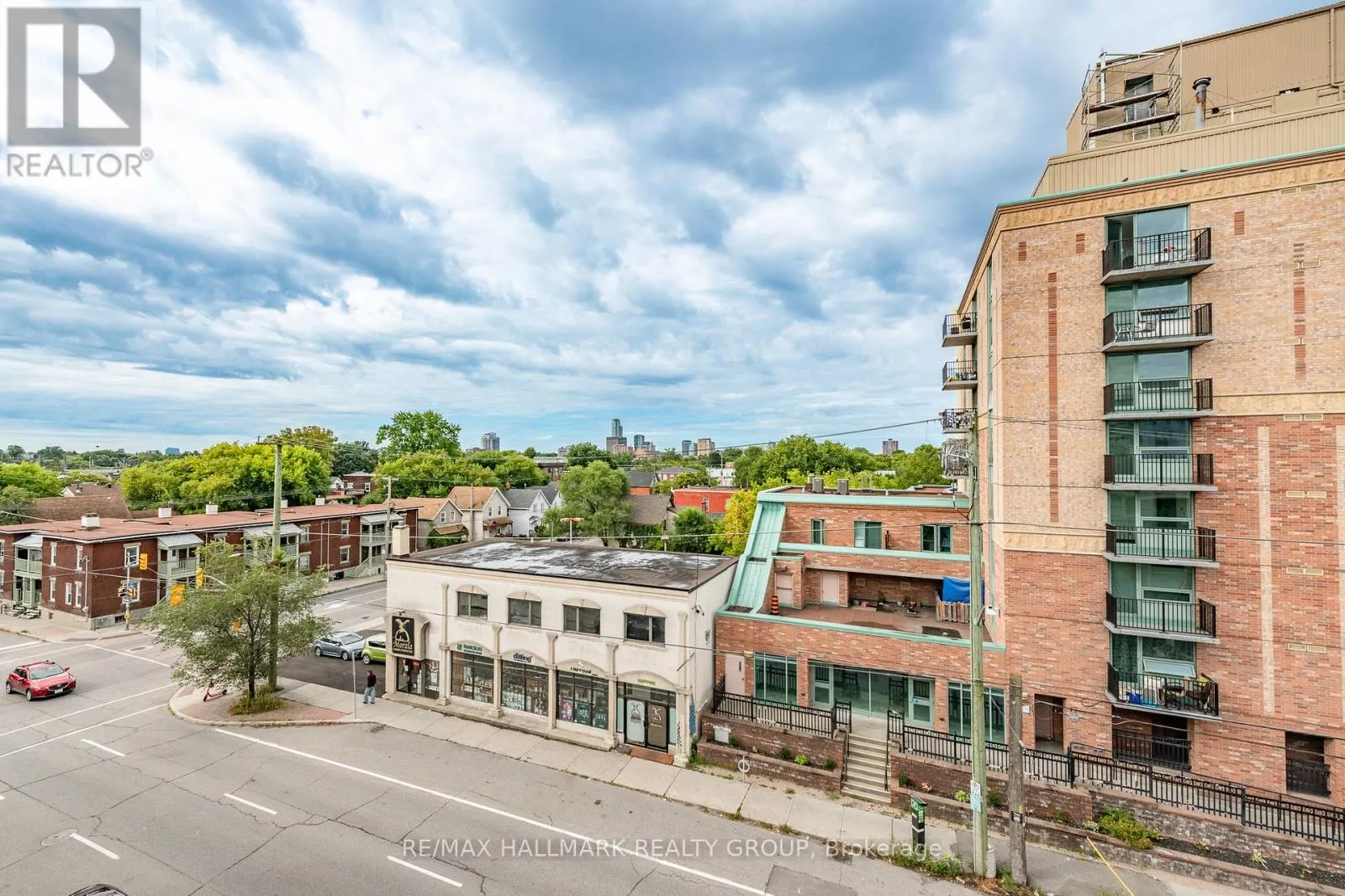 103 - 429 KENT STREET