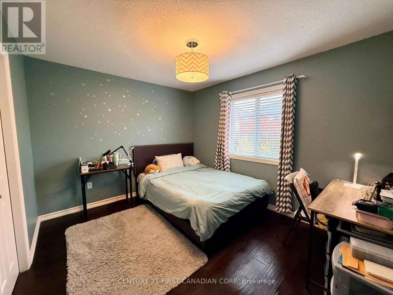 861 OAKCROSSING ROAD