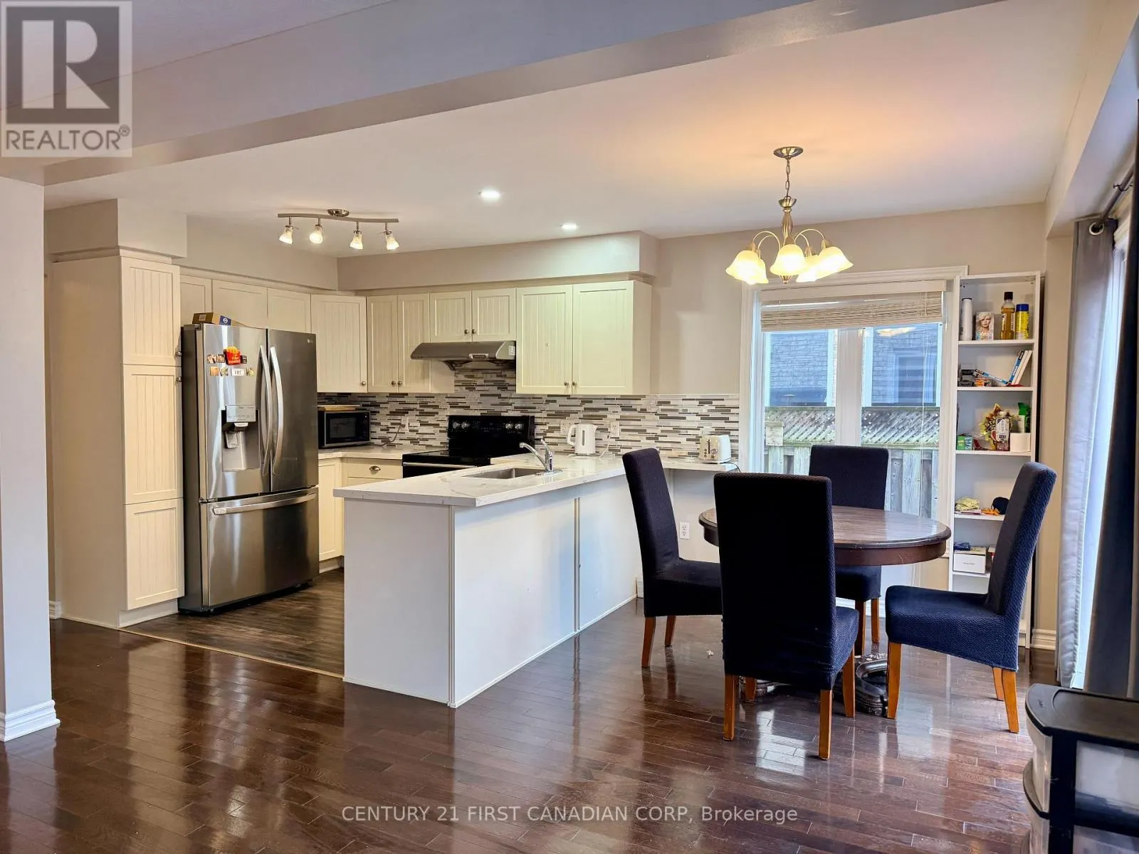 861 OAKCROSSING ROAD