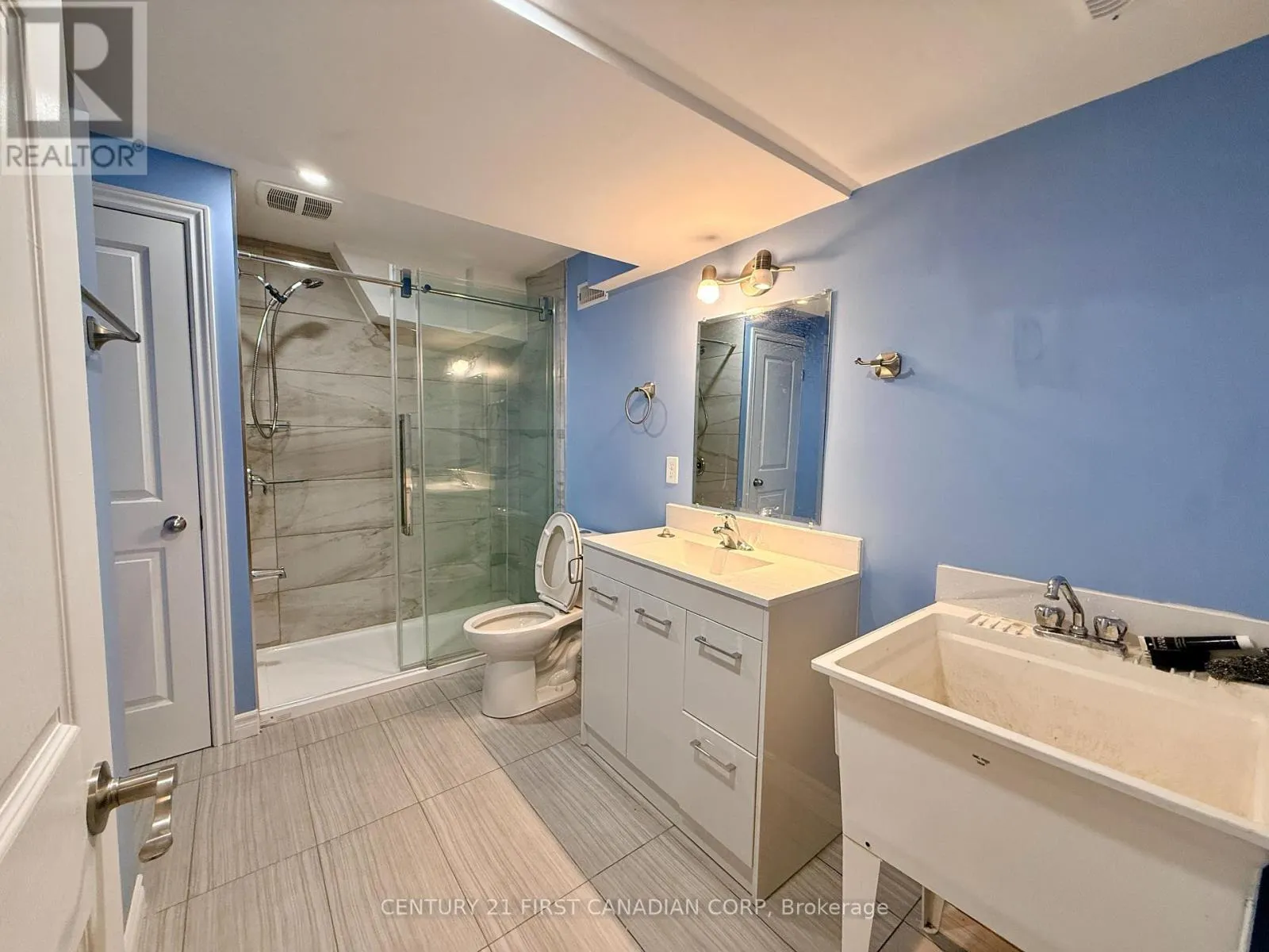 861 OAKCROSSING ROAD