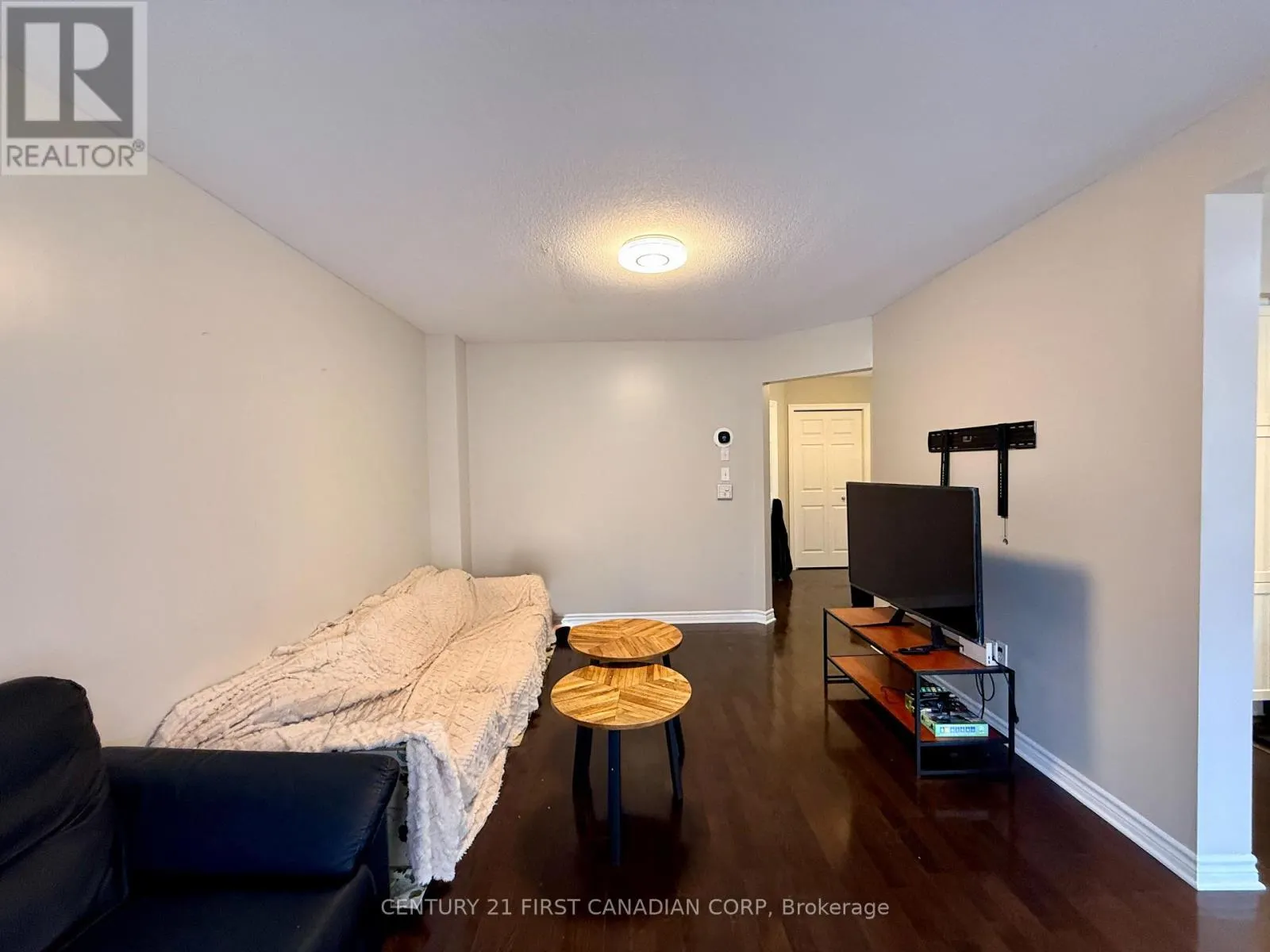 861 OAKCROSSING ROAD