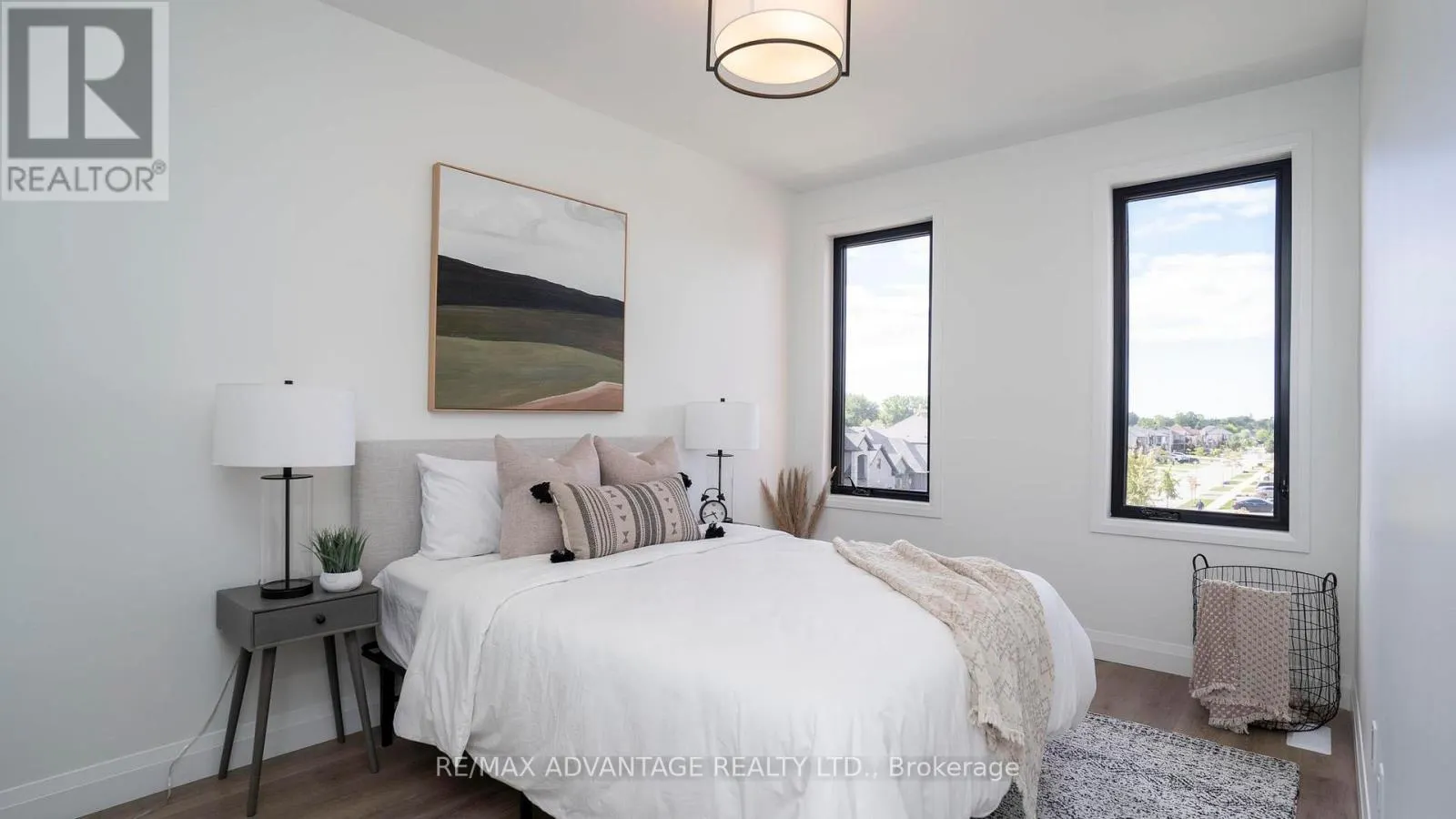 35 - 3900 SAVOY STREET, #35