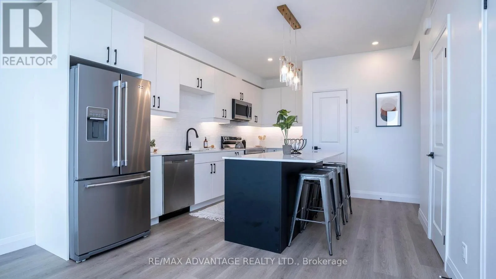 35 - 3900 SAVOY STREET, #35