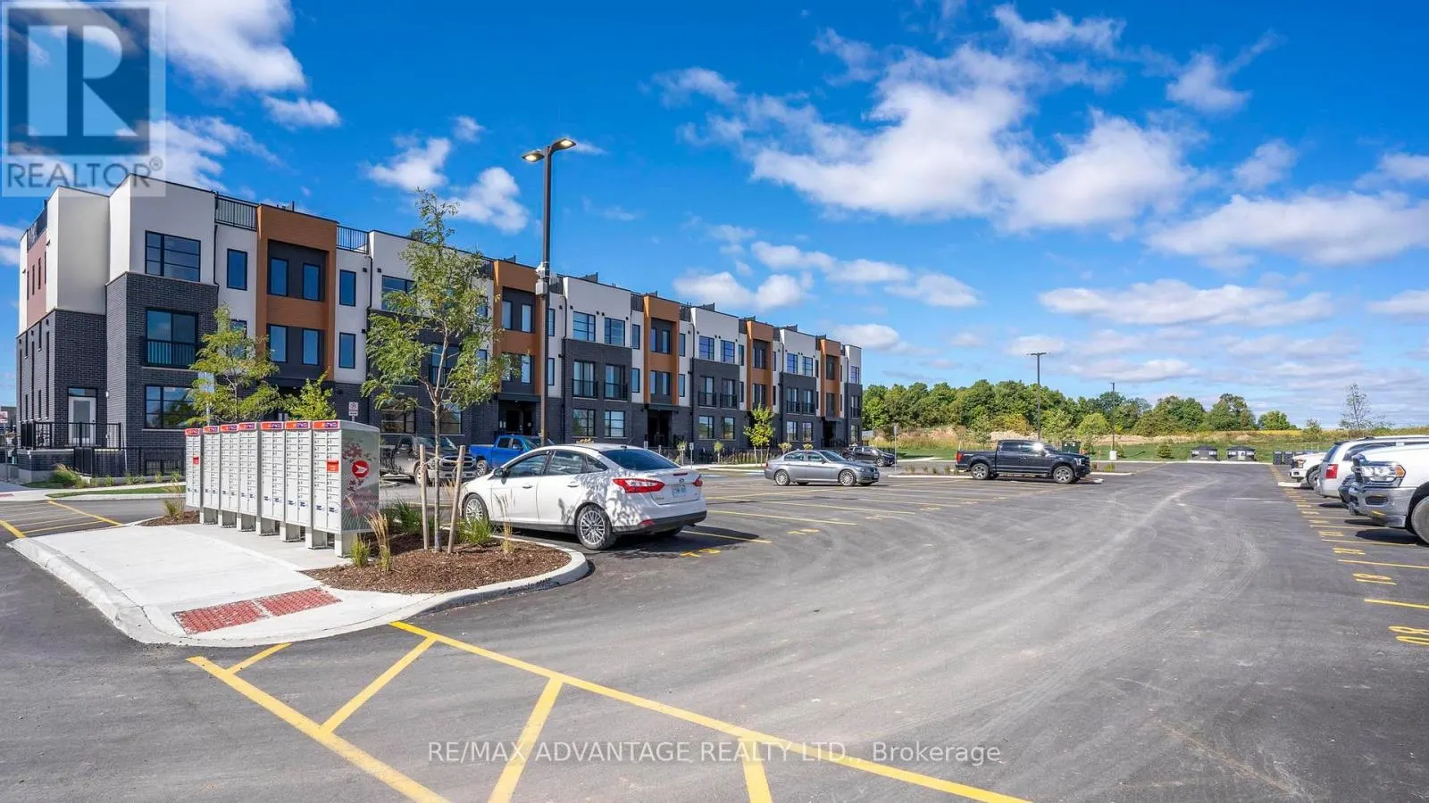 35 - 3900 SAVOY STREET, #35