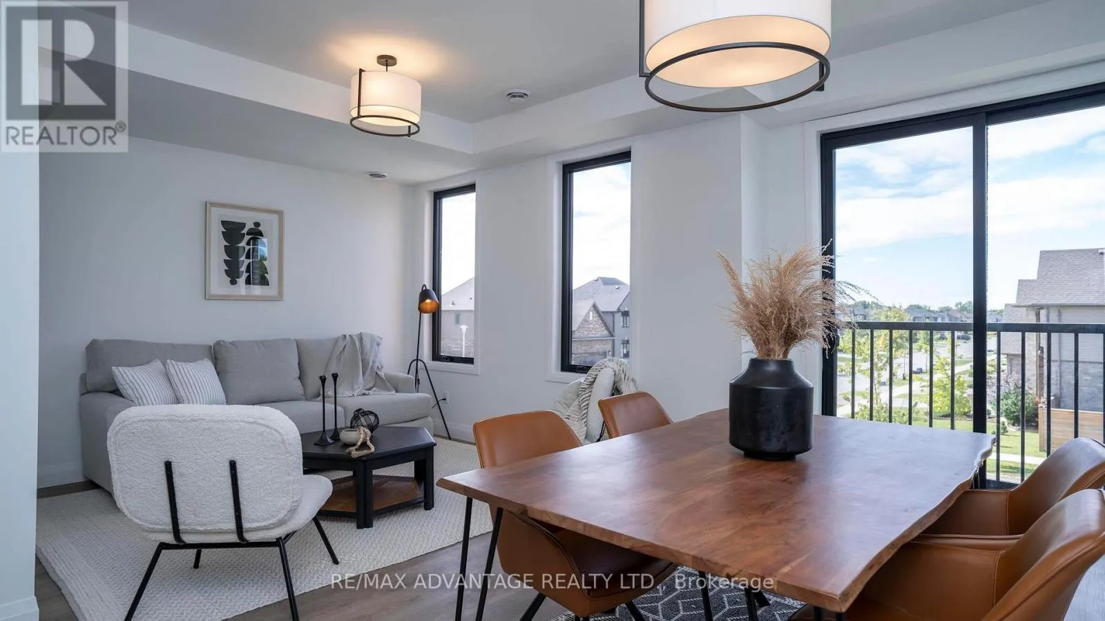 35 - 3900 SAVOY STREET, #35