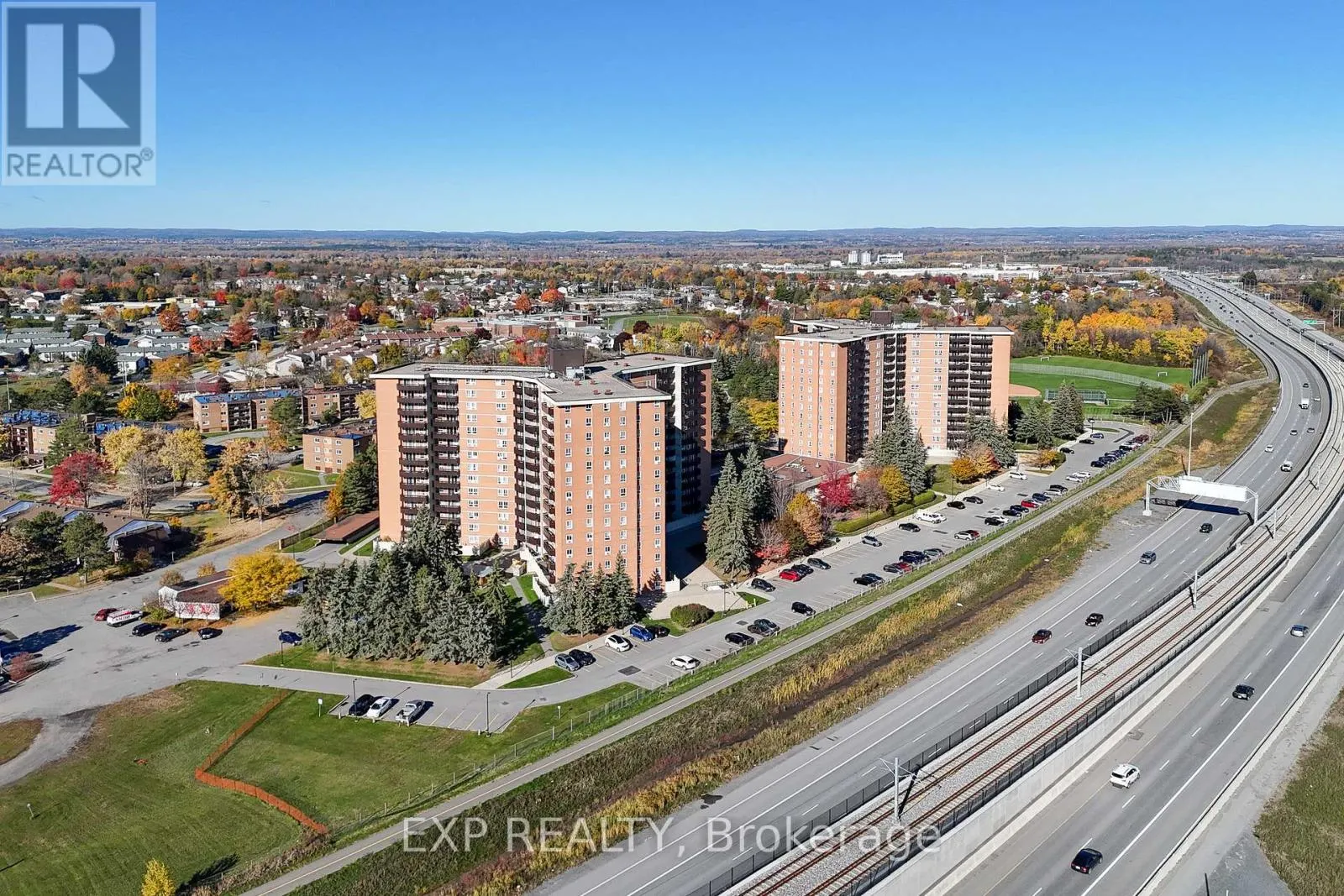 415 - 2000 JASMINE CRESCENT