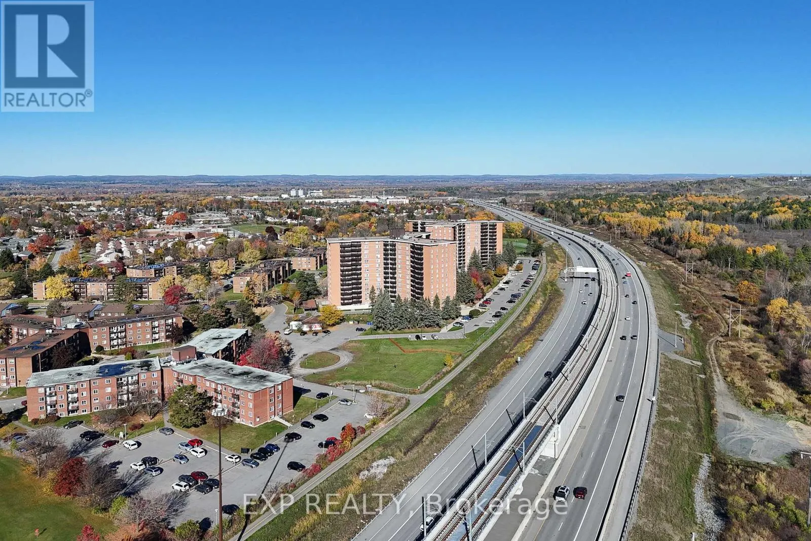 415 - 2000 JASMINE CRESCENT