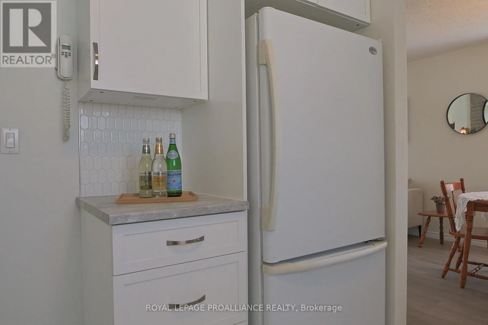 98 EAST DAVIS STREET