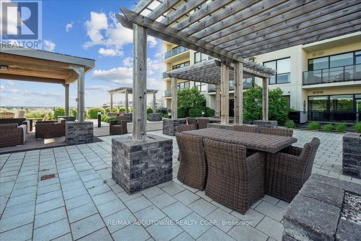 405 - 150 WELLINGTON STREET E