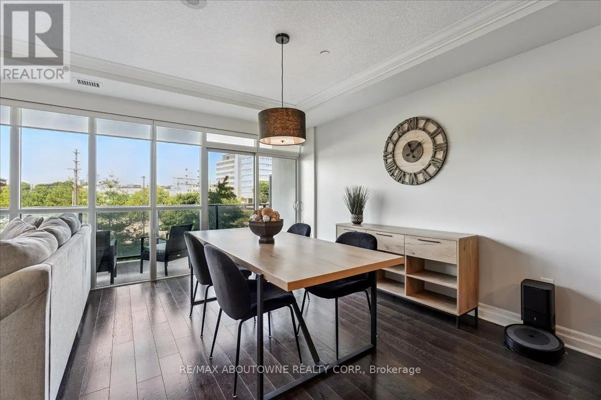 405 - 150 WELLINGTON STREET E