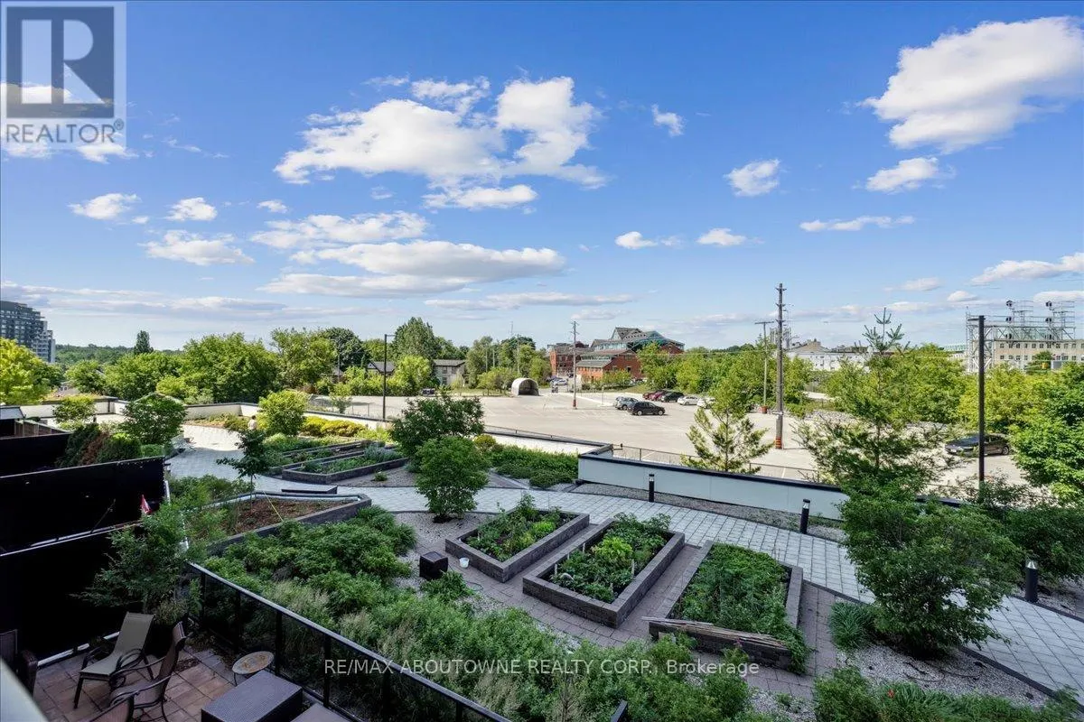 405 - 150 WELLINGTON STREET E