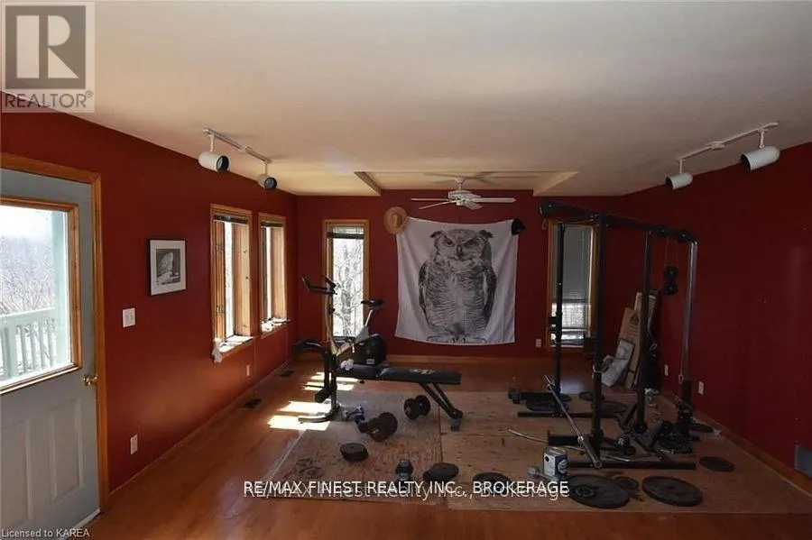 1146 FOURTH LAKE ROAD S