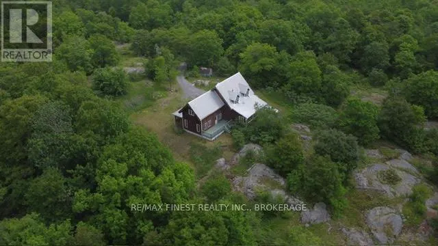 1146 FOURTH LAKE ROAD S