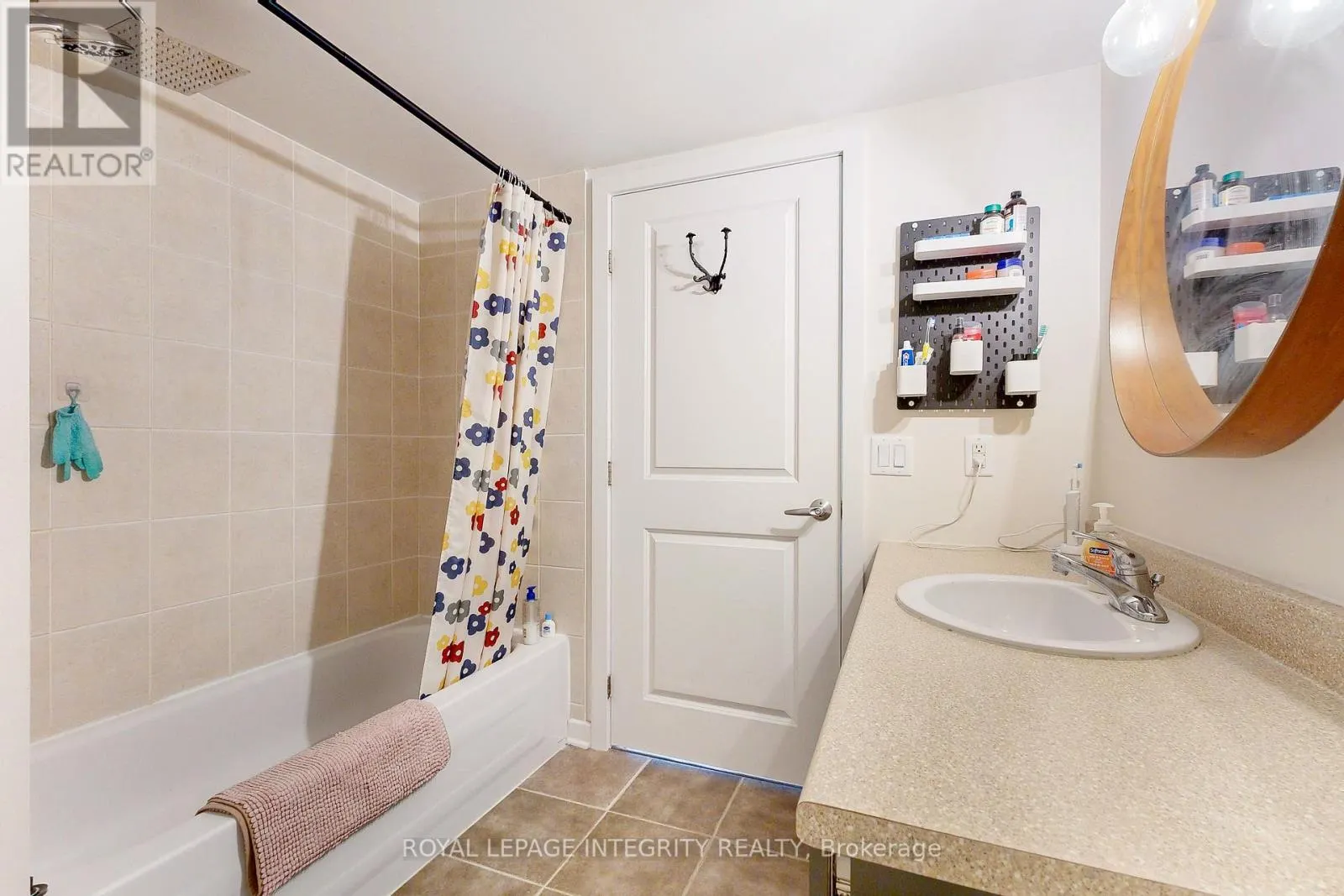 203 - 138 SOMERSET STREET W