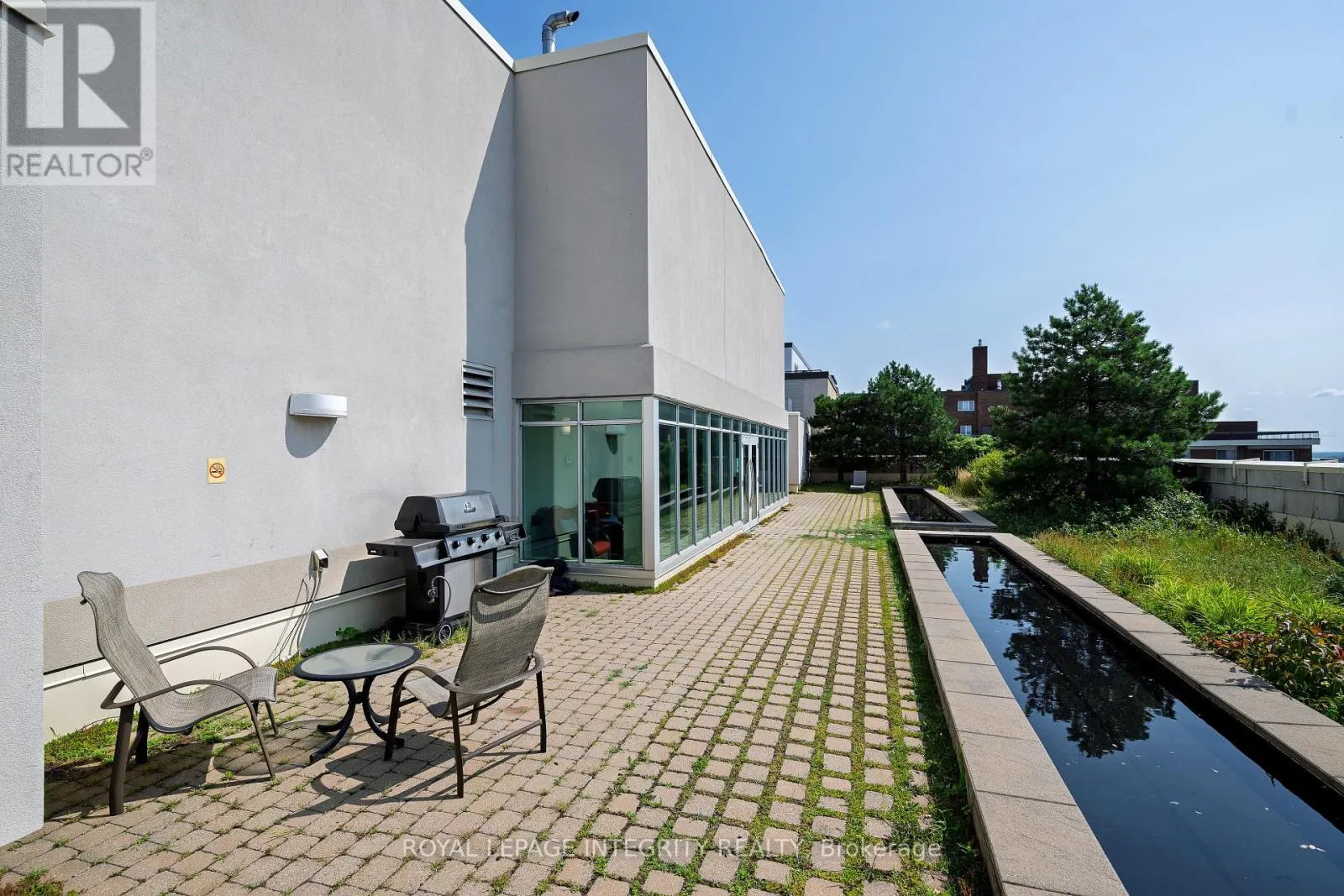 203 - 138 SOMERSET STREET W