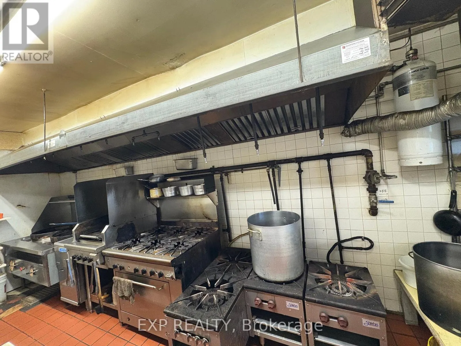 3010 ST. JOSEPH BOULEVARD