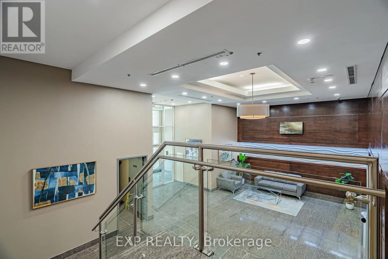 1407 - 238 BESSERER STREET