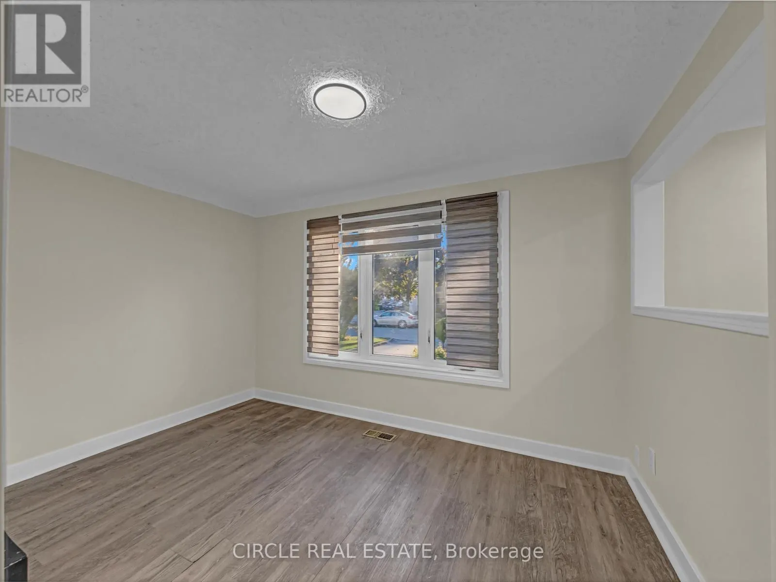 2616 TOURANGEAU ROAD