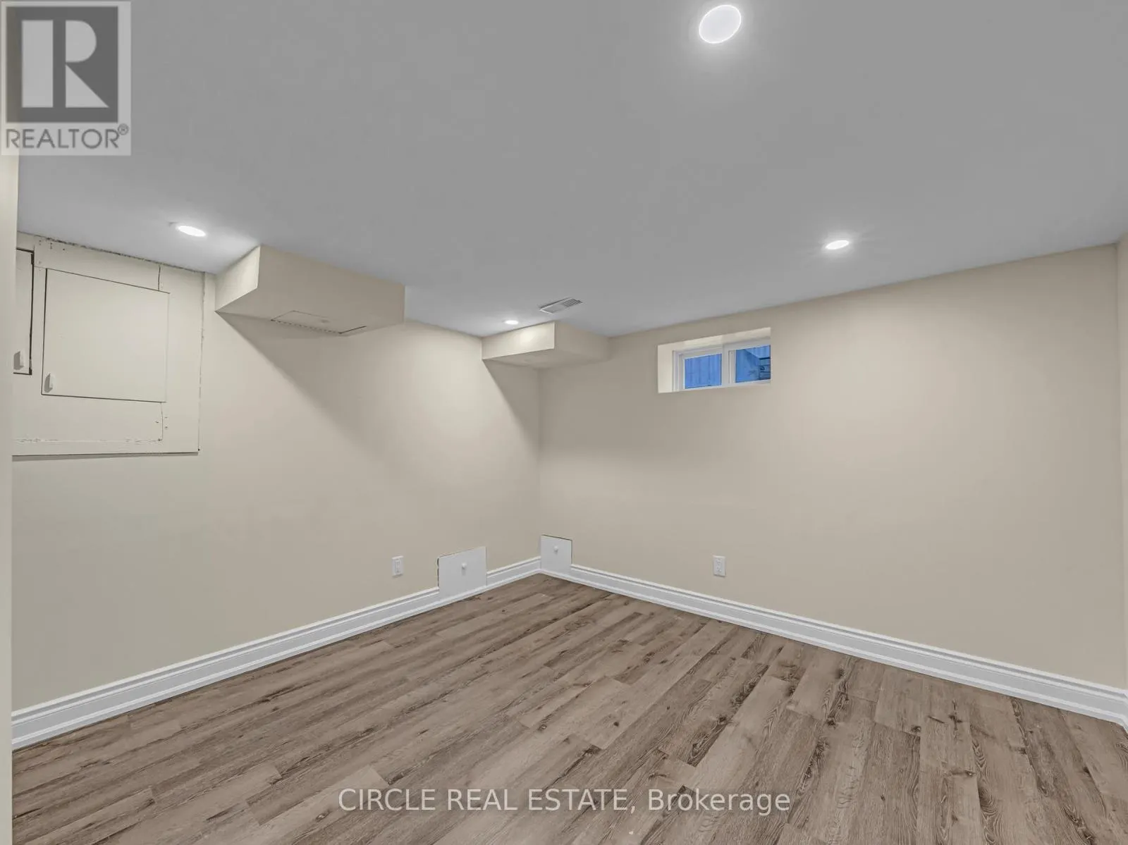 2616 TOURANGEAU ROAD