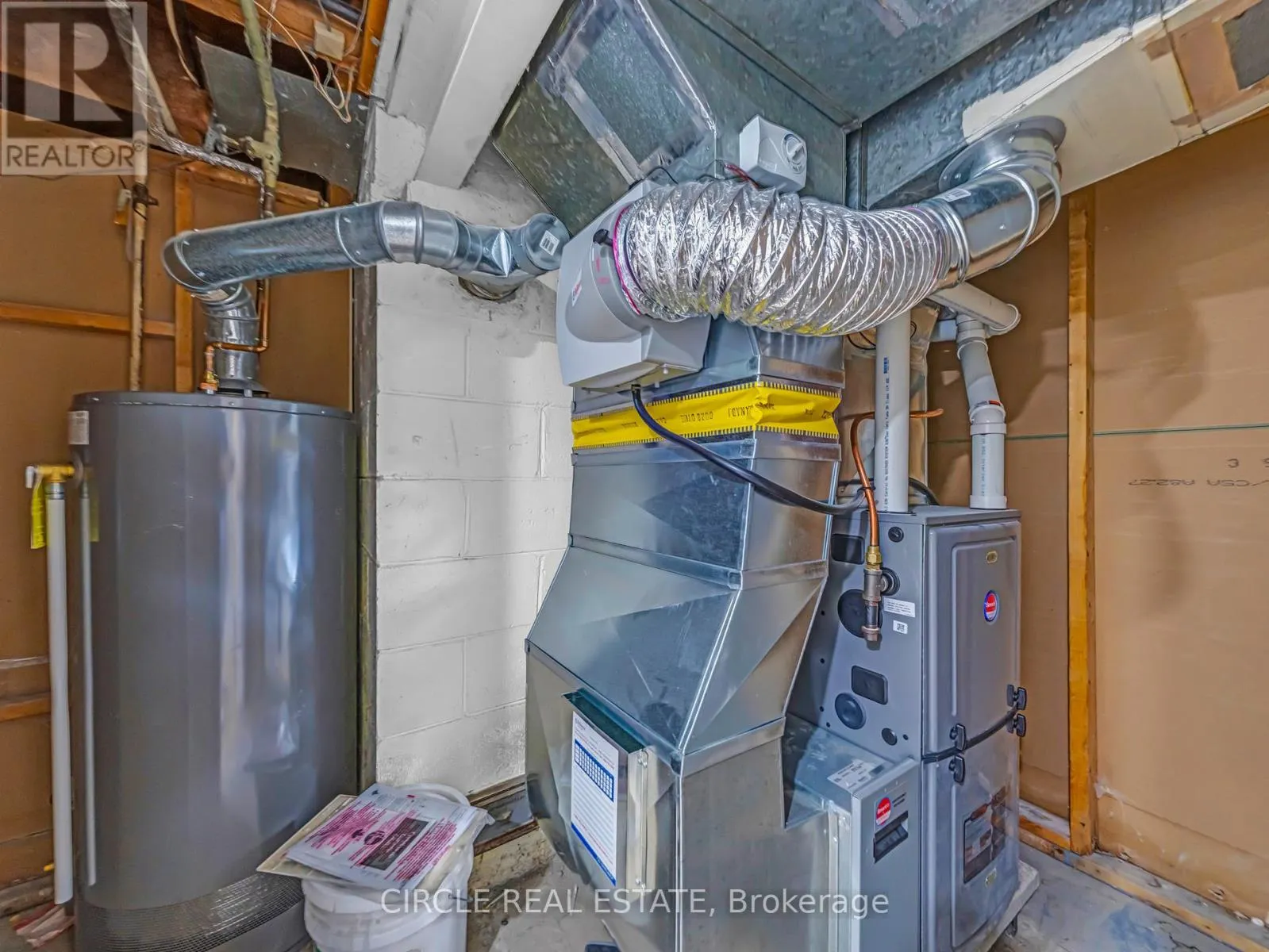 2616 TOURANGEAU ROAD