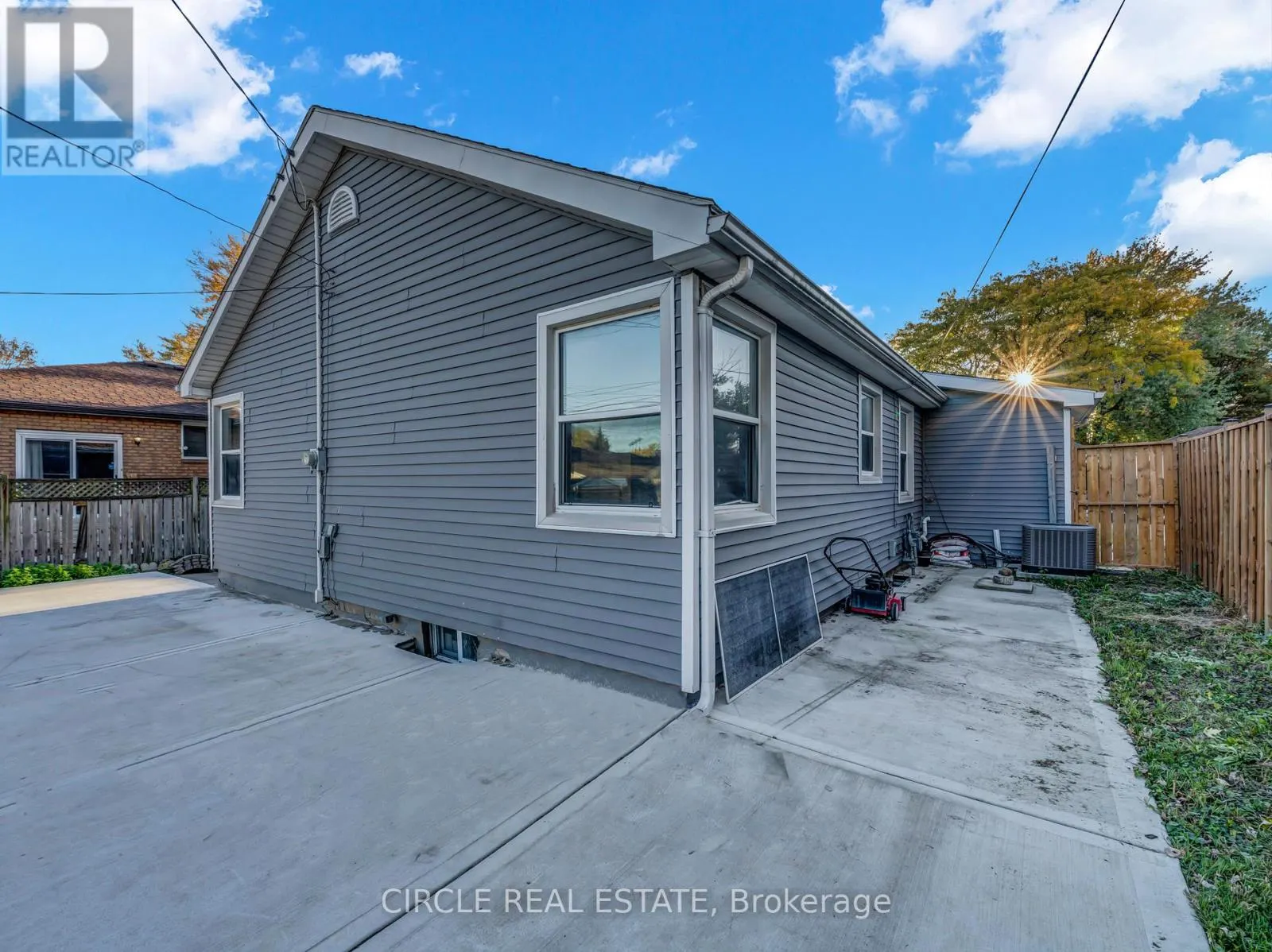 2616 TOURANGEAU ROAD