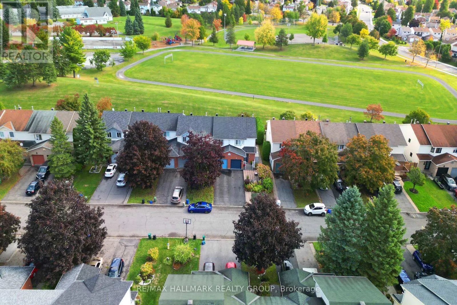 1415 CARAVEL CRESCENT