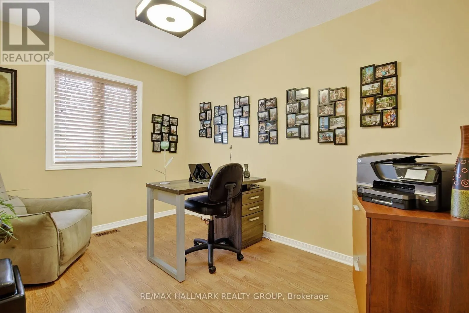 1415 CARAVEL CRESCENT