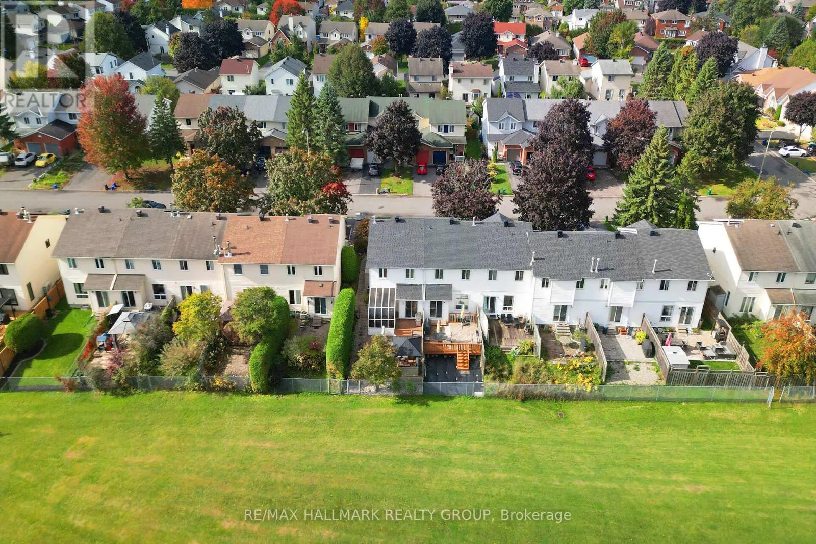 1415 CARAVEL CRESCENT