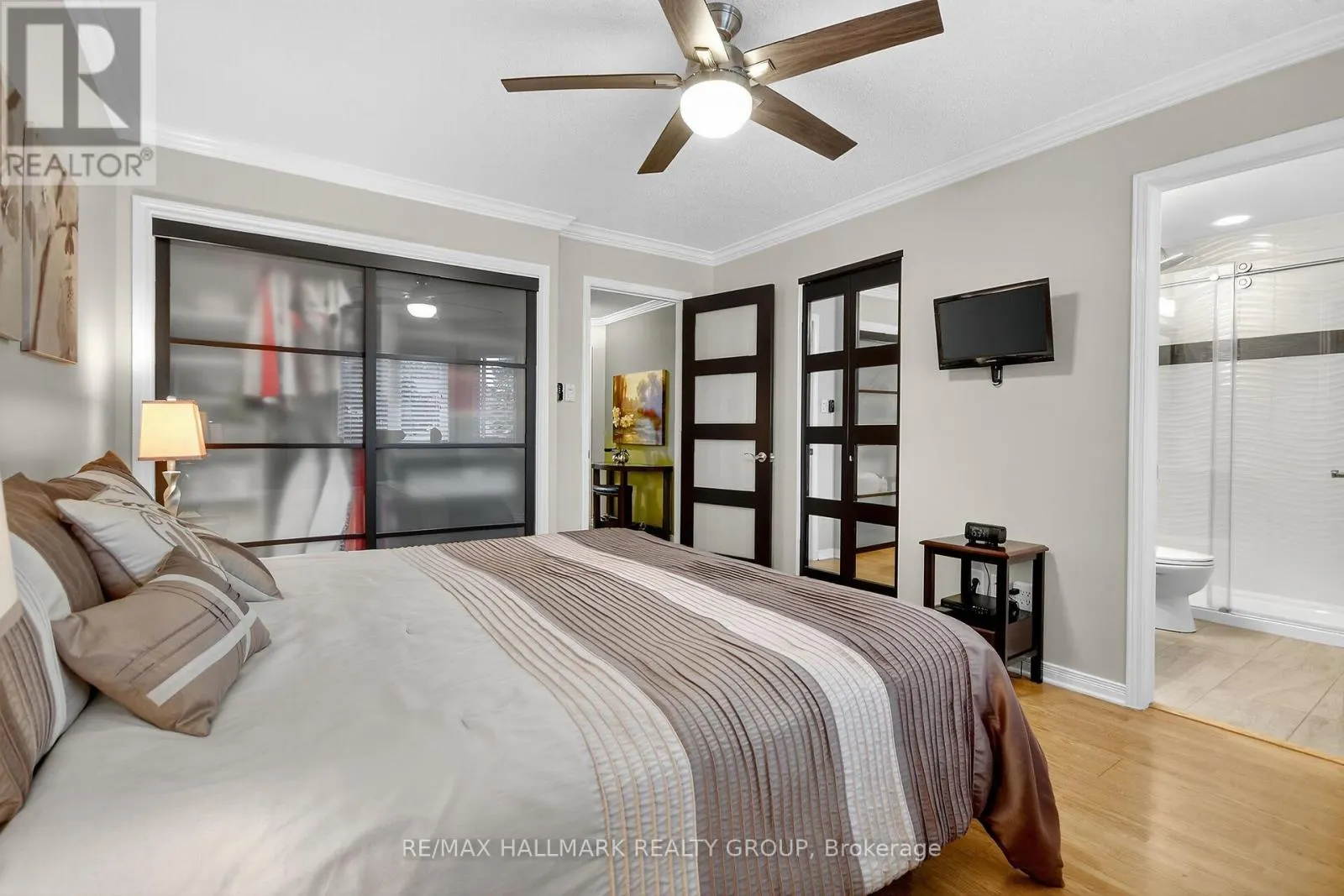 1415 CARAVEL CRESCENT